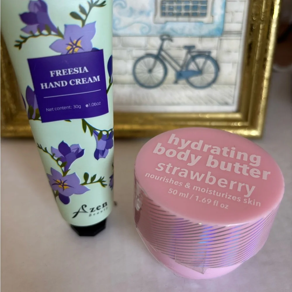 NEW Bundle 2 Hand Cream Freidha and Hydrating Strawberry Body Butter
